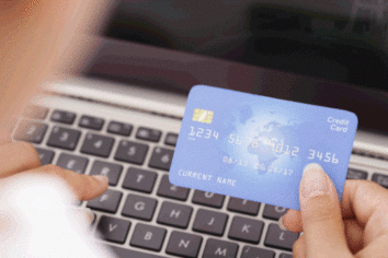 4 Ways Credit Card Alerts Can Save You Money