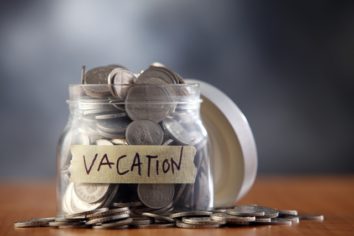 5 Effortless Ways to Save Money for Your Upcoming Vacation